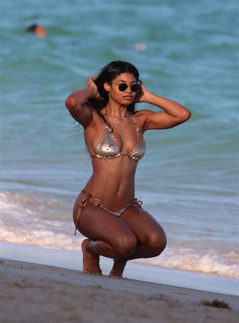 Danielle Herrington Thefappening Nude And Sexy The