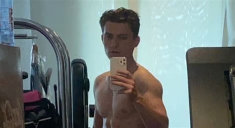 tom holland looks ripped in new shirtless pic shirtless tom holland