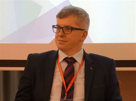 prof piotr rutkowski na czele zespolu ds narodowej strategii
