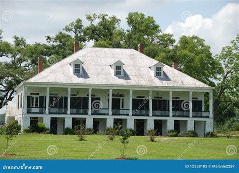 plantation house stock photo image  dwelling house