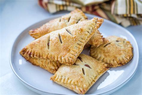 classic apple hand pies perfect  fall