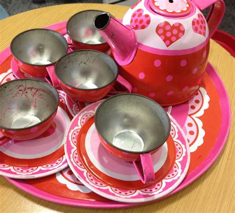 una tacita de te tea cups tableware glassware