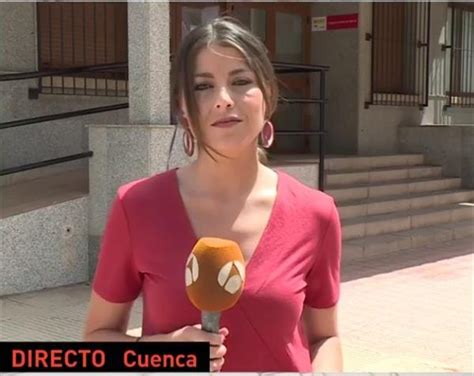 Lucía Fernández Periodista Moscona Que Ha Realizado Diferentes