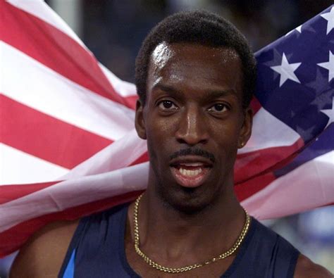 Michael Johnson Olympic And World Champion Sprinter – Highschool Cube