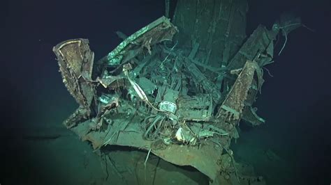 deepest  warship wreck   ocean floor   miles