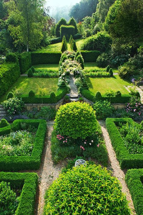formal british garden pictures   images  facebook tumblr pinterest  twitter