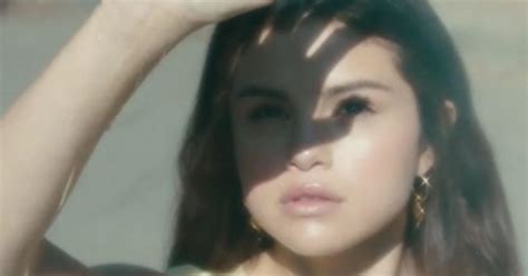 selena gomez prepares herself for nude photo leaks