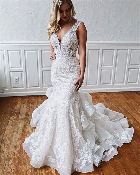Gorgeous Deep V Neck Ruffle Lace White Mermaid Wedding Dress Wd2102