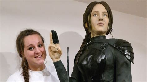 Life Sized Lawrence Cake Wins Award Daily Mail Online