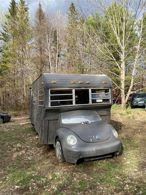 volkswagen beetle   worlds  surprising camper van autoevolution