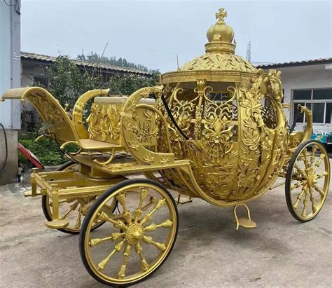 casa padrino barock pferdekutsche gold prunkvolle hochzeitzkutsche im