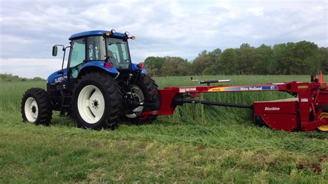 holland  discbine disc mower conditioner  nc hay day youtube