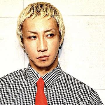 profile naoto official site