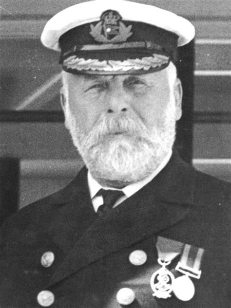 captain smith     role   sinking