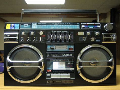 diy ghetto blaster mod is the best ipod boombox ever