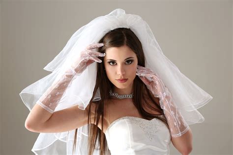 little caprice is wearing a wedding dress who did she marry find out at watch4beauty girls