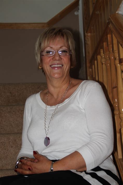 leannesmum 64 from carlisle is a local granny looking for casual sex