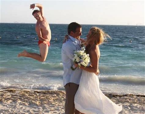 hilarious wedding photo fails    winning brit