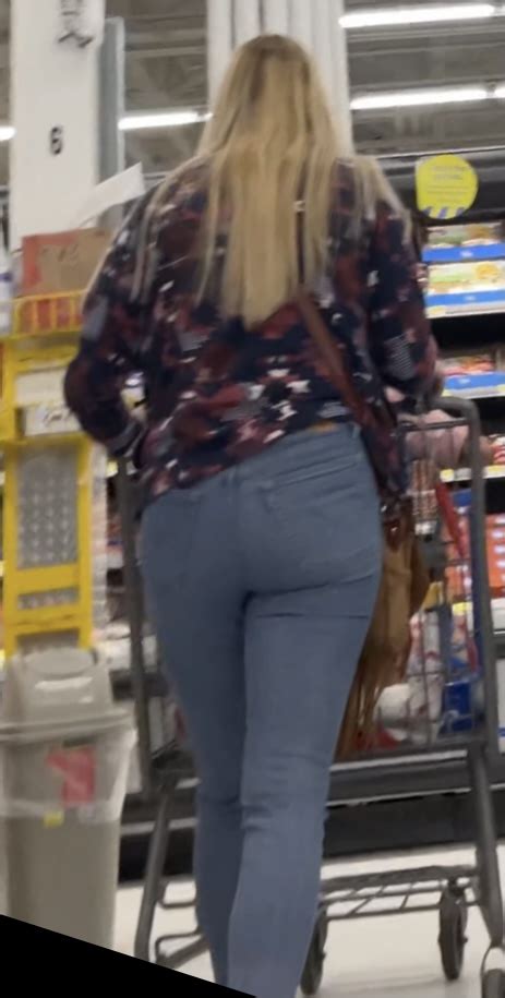 Hot Blonde Mom Tight Jeans Forum