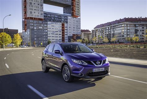 nissan qashqai  euro ncaps safest small family car   littlegate publishing