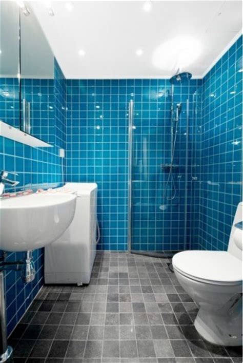 desain kamar mandi warna biru langit rumah impian