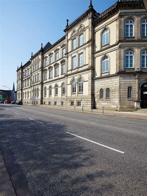 museum fuer kunst und gewerbe