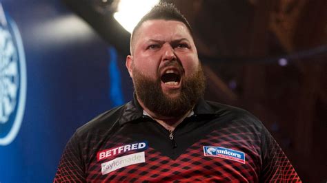 world matchplay  michael smith grateful  unearth middle game   targets long awaited