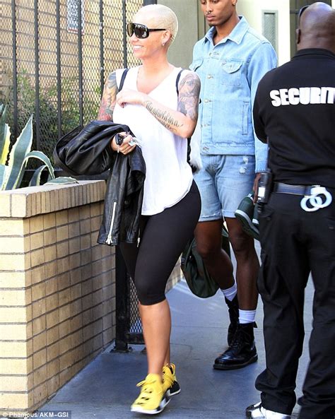 amber rose grins as she arrives at dwts rehearsal after surviving first