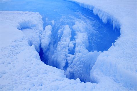 antarctica east antarctic ice sheet  melting  full  holes due  climate change