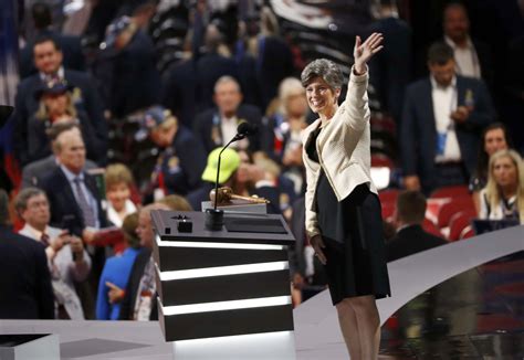 nebraska man accused  making threats  sen joni ernst nbc news