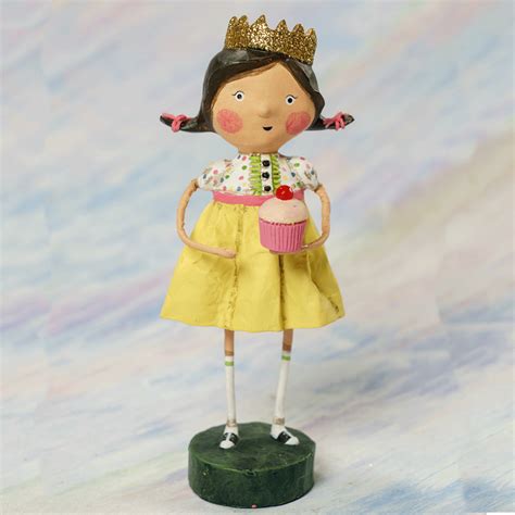 lori mitchell queen   day figurine wooden duck shoppe