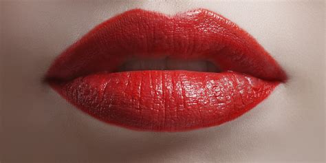 Why This Popular Peel Off Lipstick Can Actually Hurt Your Lips Huffpost