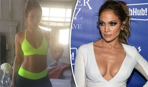 Jennifer Lopez Shows Off Her Age Defying Figure In A Toned Gym Selfie