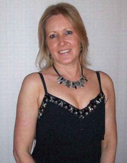 Pin On Dating Single Women Over 50
