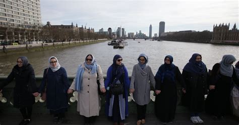 London Terror Attack Women Link Hands On Westminster Bridge Time