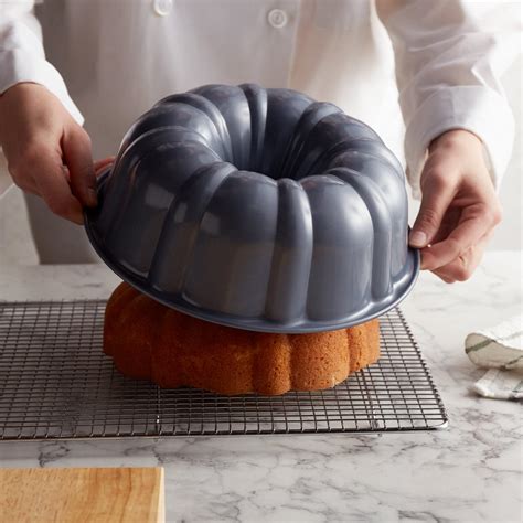 stick carbon steel fluted bundt cake pan  oz