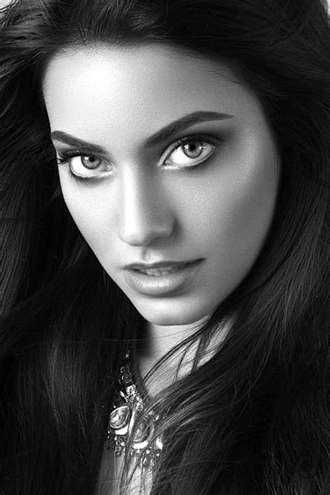 pin de mario sapiencia en bellisimas rostro hermosos ojos impresionantes y rostro de mujer