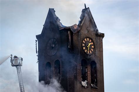 deel van kerk  hoogmade verwoest na forse brand nrc