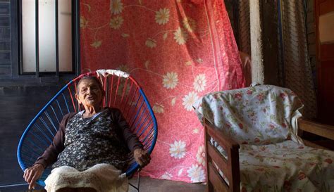 Nenek 96 Tahun Di Meksiko Raih Impian Bersekolah Di Bangku Sma Akhir
