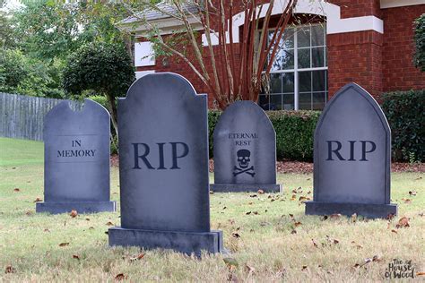 diy tombstone halloween