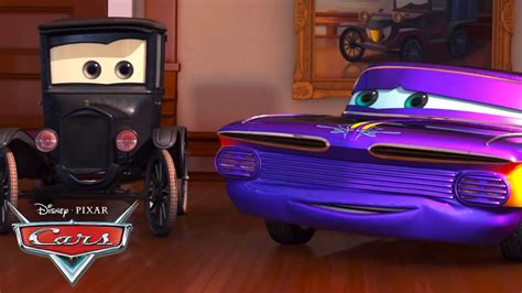 los mejores momentos de lizzie pixar cars youtube