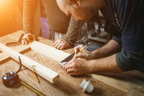 start  woodworking business  limited funds careerlancer