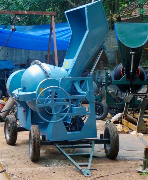 concrete mixer machine  rs unit karakonam thiruvananthapuram id