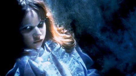 geena davis stars in tv reboot of horror movie the exorcist the