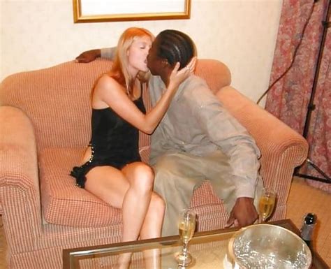 interracial kissing and foreplay 53 bilder