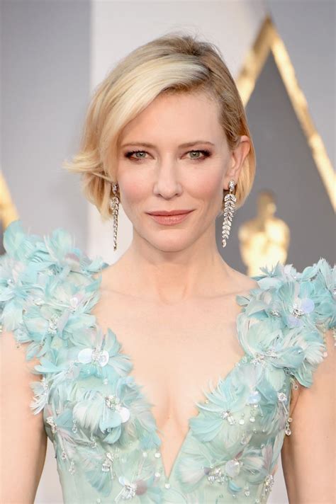 Love It Or Hate It Cate Blanchett S Oscars Dress Is Something To Talk