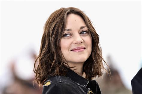 Marion Cotillard Who Is The French Actress Everyone Is