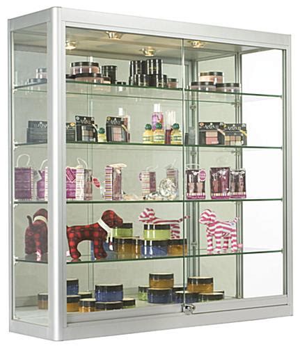 This Display Cabinet Is Equipped With Two Halogen Lights And Z Bar