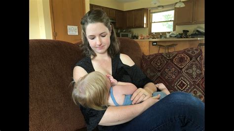 mother gets apology from pastor after rebuke for breastfeeding inside