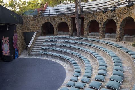 amphitheatre  amphitheater outdoor explore